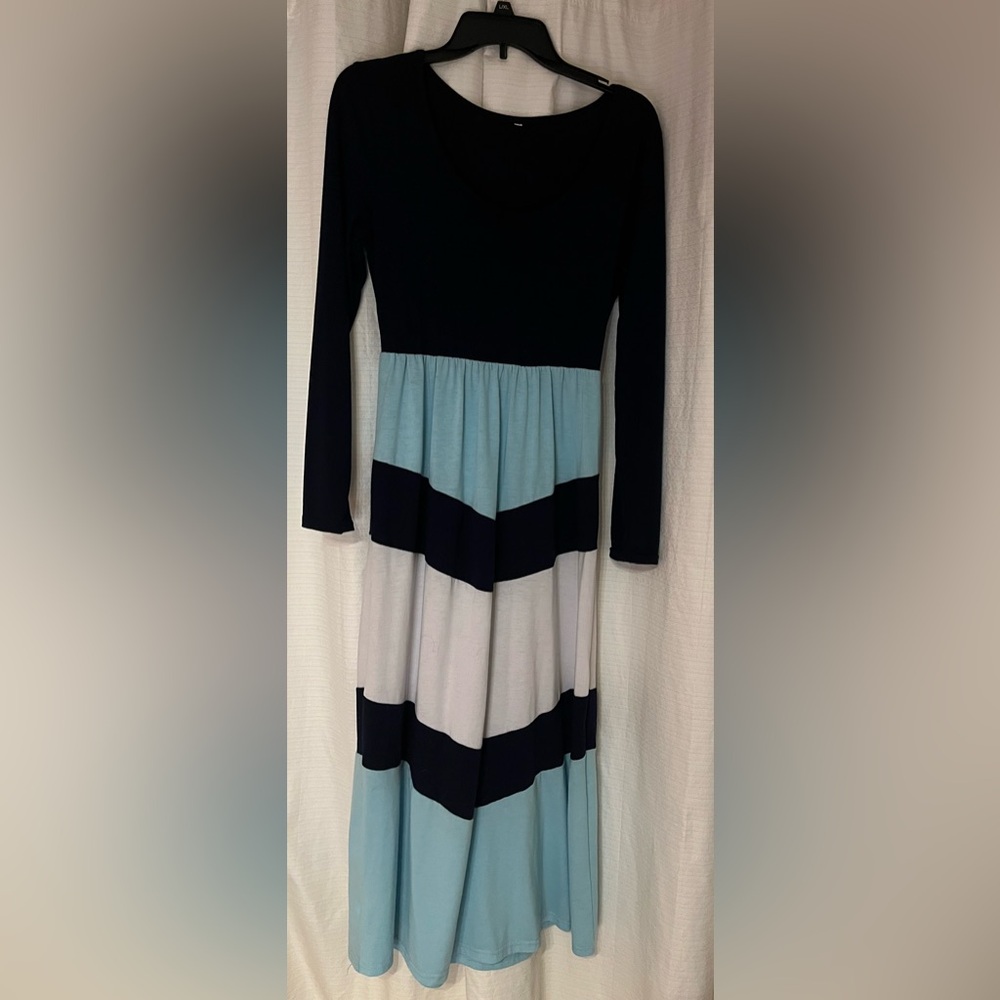 Color Block Long Sleeve Dress